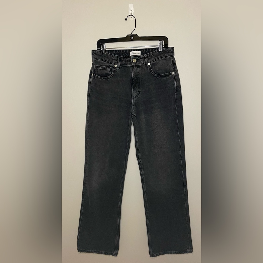Zara Loose-Fit High-Waist Jeans, Black, Size 8, EUC